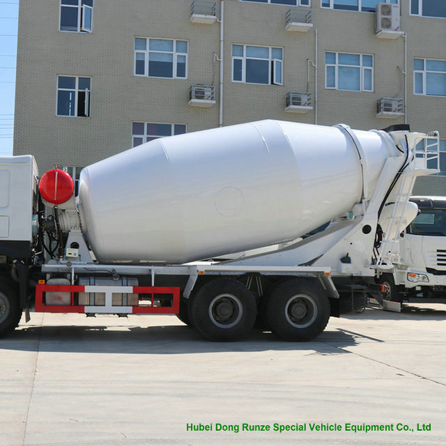 HOWO Truck Mounted Concrete Mixer (Transit Mixer Tank 10m3-Max Mixer Drum18m3)
