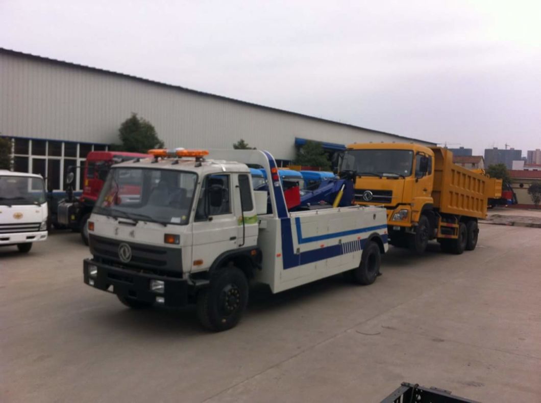 Rolling Back Dongfeng Wrecker with Crane Max Loading Weight 6300 Kg