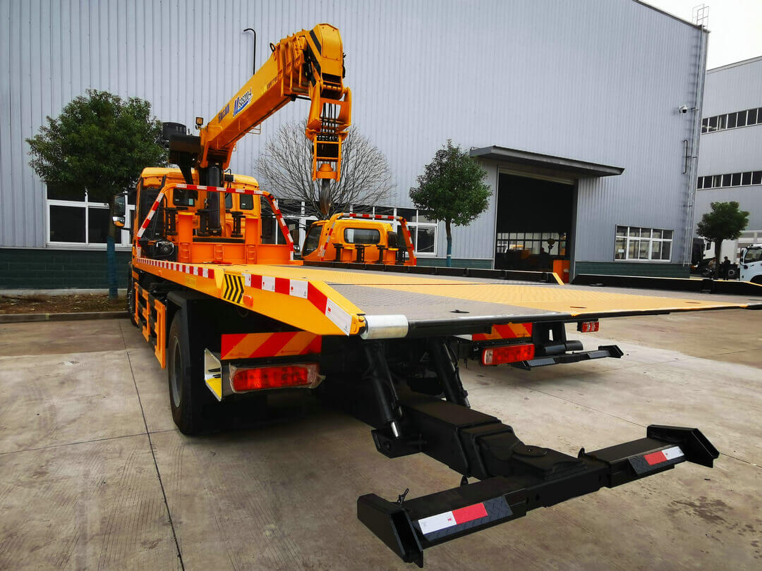 Hydraulic Winch tilt Tray Flatbed Towing Trucks with crane (10)