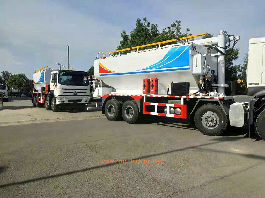 explosive on-site mixing truck (22)