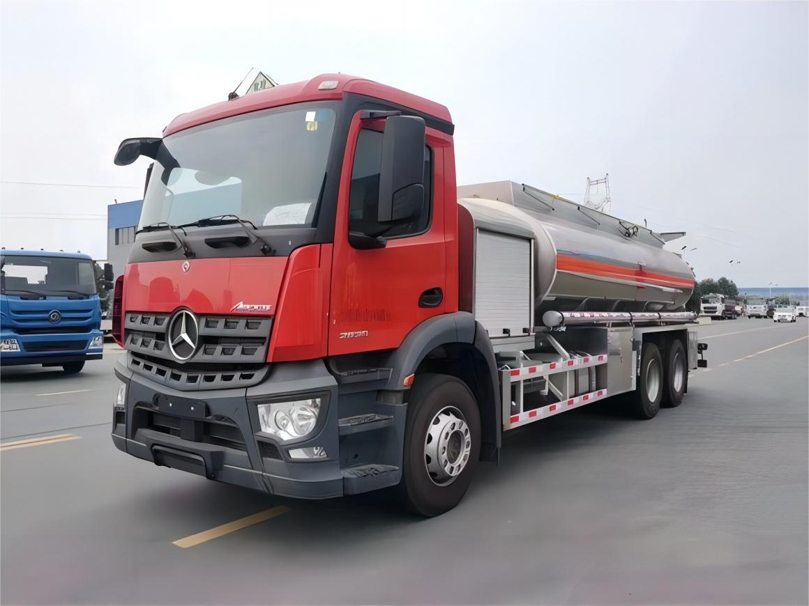 AROCS 2636 Aircraft Refuelling Trucks (24)