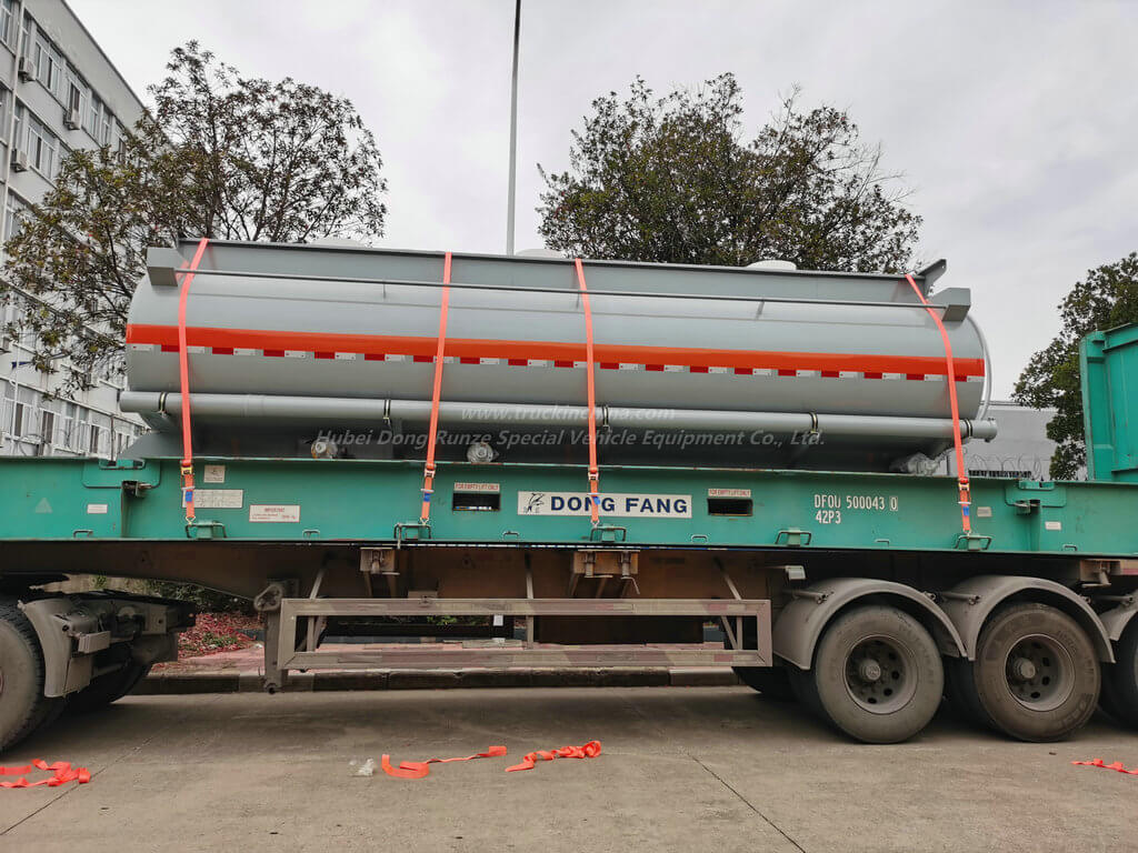 Steel lined PE tank HCl Tankers (60)