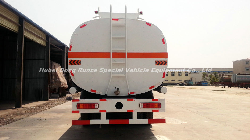 FAW Road Tanker Truck with Insulation Layer for Heat Bitumen, Liquid Asphalt, Coal Tar Oil, Crude Oil Transport 26, 000L-30, 000liters 12wheels