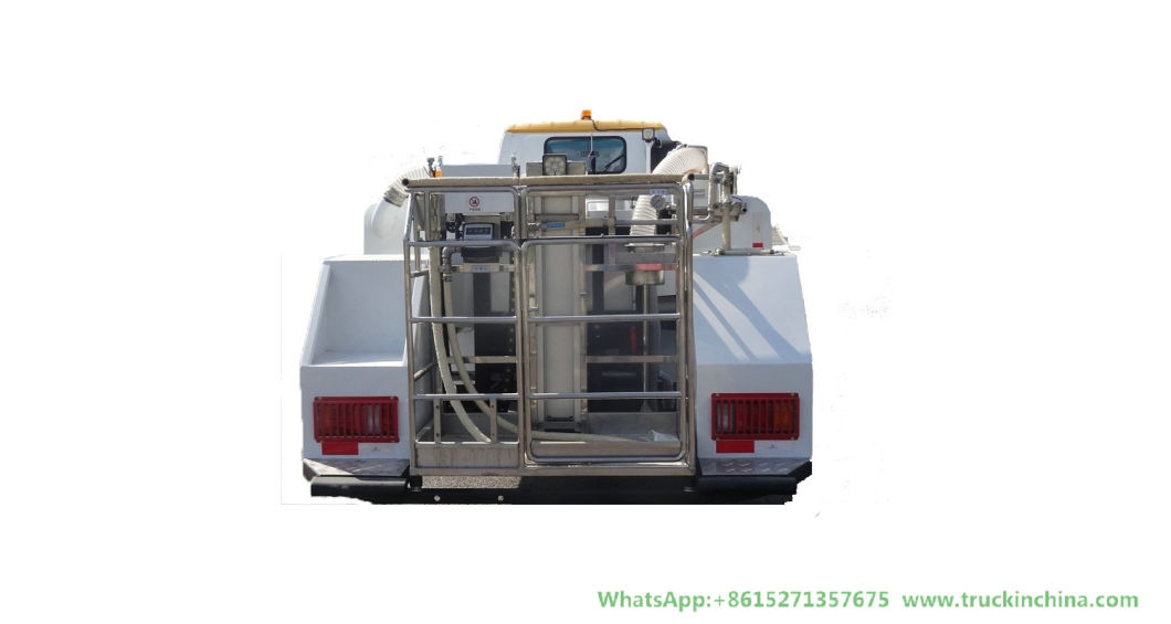 Isuzu Lavatory Service Truck Clean Water Tank 1400L Sewage Tank 2360L (Aircraft Sewage Tanker With Vacuum Pump Electric Diesel Vehicle)