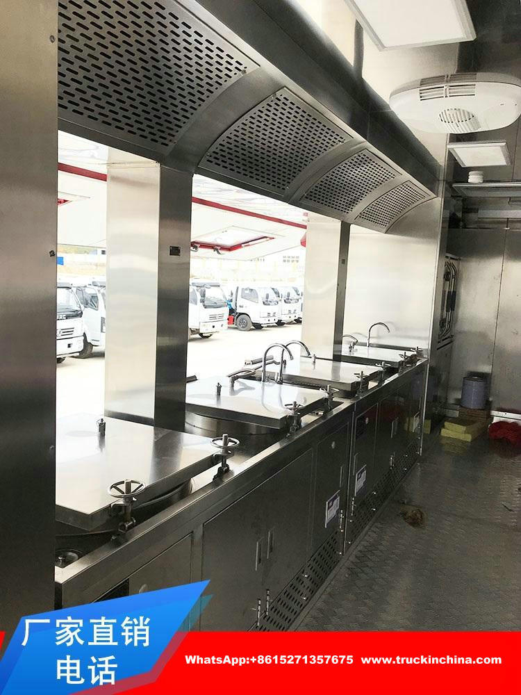 HOWO Awd 6X6 Military Mobile Kitchen Truck (Military Offroad Food Cooking Truck)