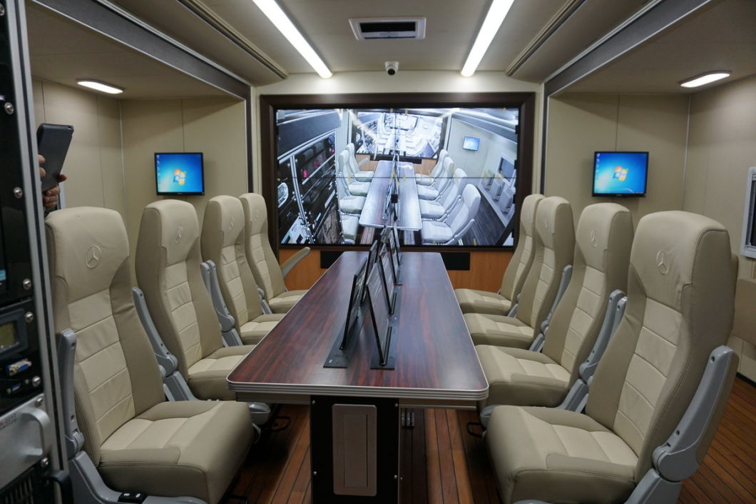 Sitrak Emergency Satellite Communications Command Vehicle