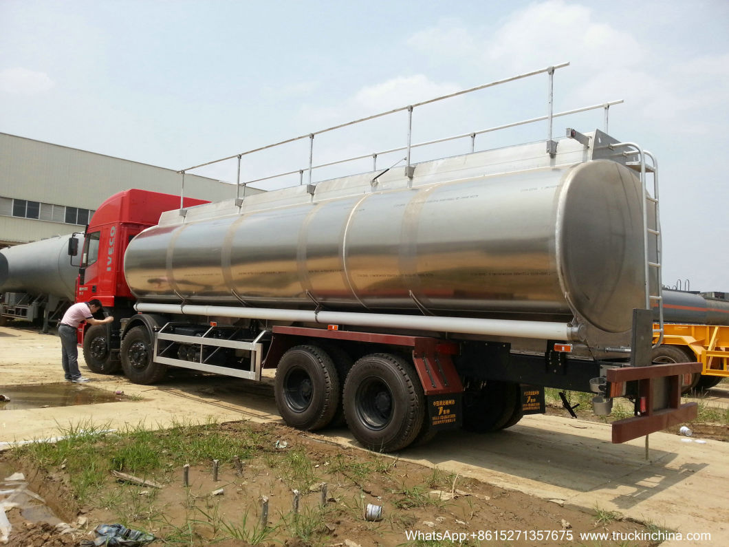 Iveco Genlyon 8X4 Aluminum Fuel Tank Truck (2 Compartments 27 - 30 CBM 12 Wheels)