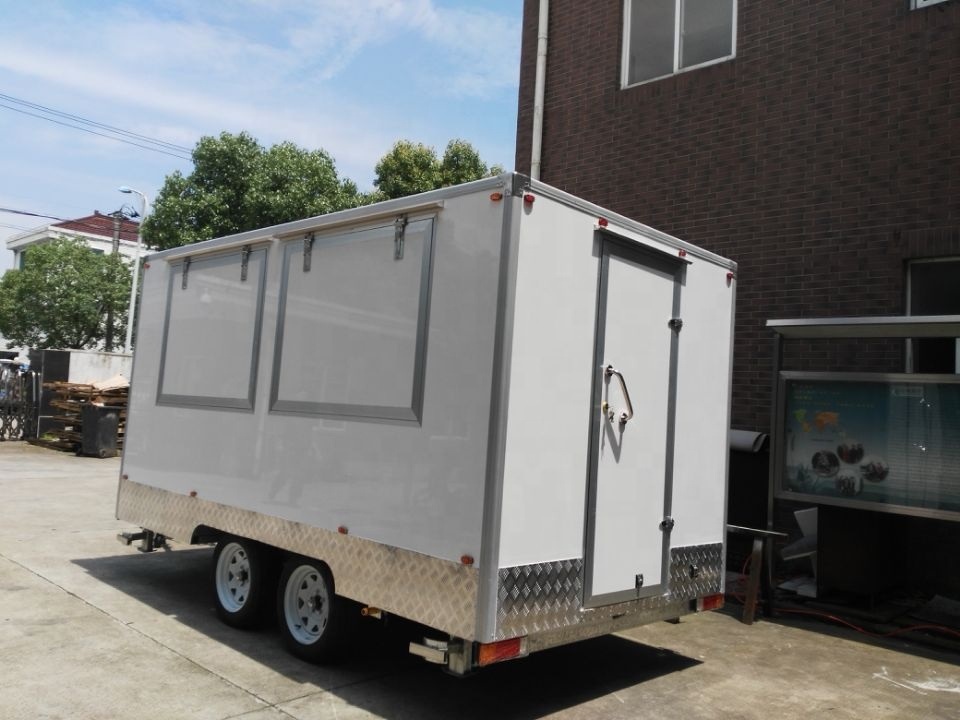 Mobile Potato Chips Making Machine Selling Food Trailer, Outdoor Street Food Trailer Cart
