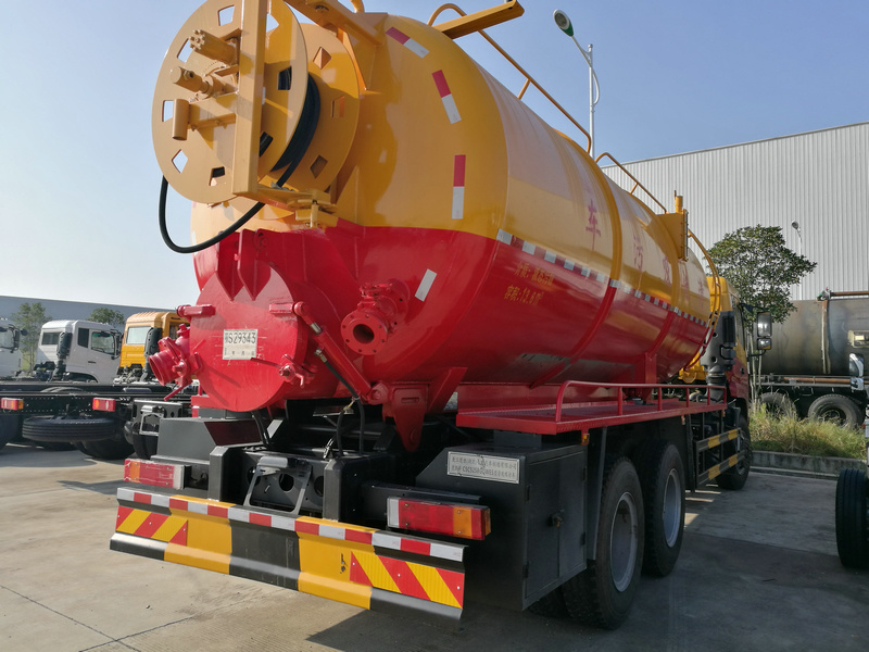 Vacuum Tanker Combined Sewer Jetting 15, 000 Liters-20, 000liters VAC Tank Mounted Water Ring High Pressure Vacuum Pump Rhd or LHD 6X4 /6X6