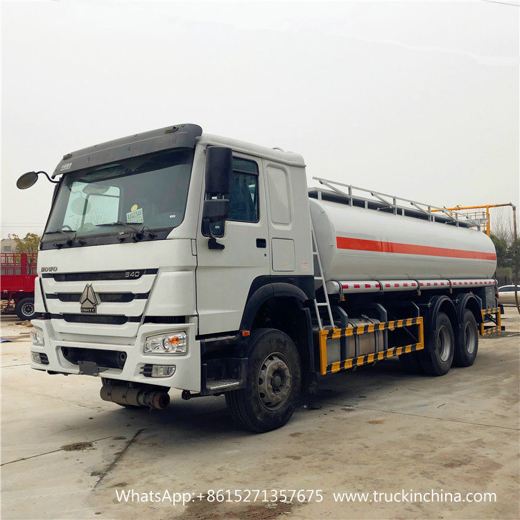 Shacman Fuel Tanker Trucks 15000L F2000 with Oil Bowser Pump and Refueling Reel Fuel Dispenser