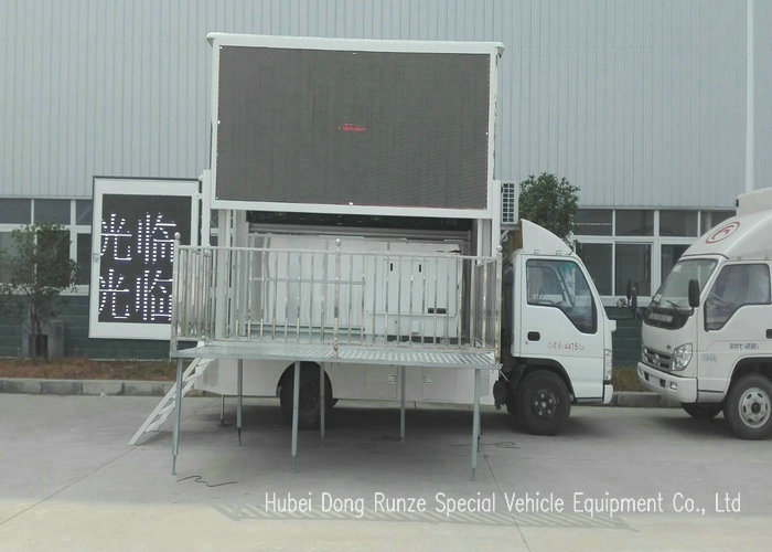 Japan Brand Truck Mounted LED Billboard 3840*1760mm (6.8m2)
