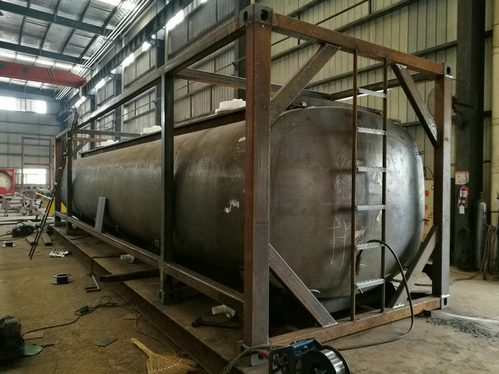 Custermizing Road ISO Tank Containers 40FT for Liquid Caustic Soda (Naoh Max 50%; Bleach Naocl 15% and Acid HCl 35%, 26000L-40, 000L