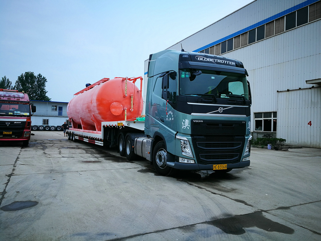 Skid Tank Lined LDPE 60cbm -80cbm (500 bbl Frac Tank) for Oilfield Onsite Acid Supply and Holding Mounted Trailers Ease of Transportation Chemical Contain HCl