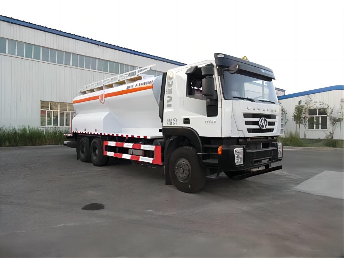 Customize SAIC Hongyan ANFO truck Mixing Charging Truck 8 Ton (3)