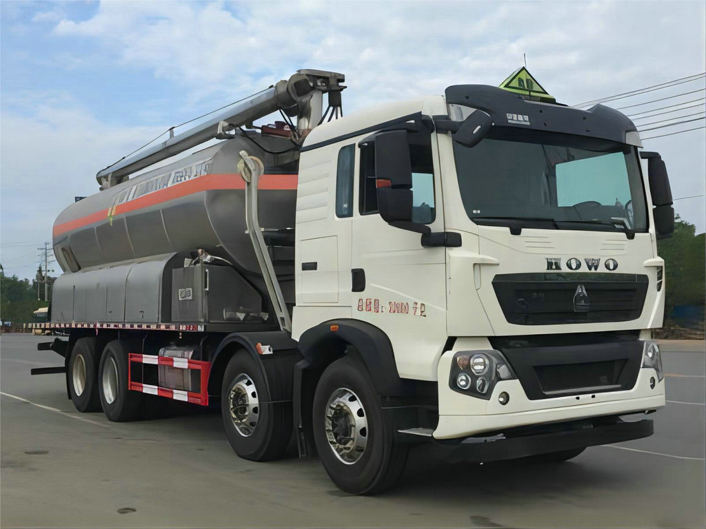 ANFO explosives Mixer trucks (14)