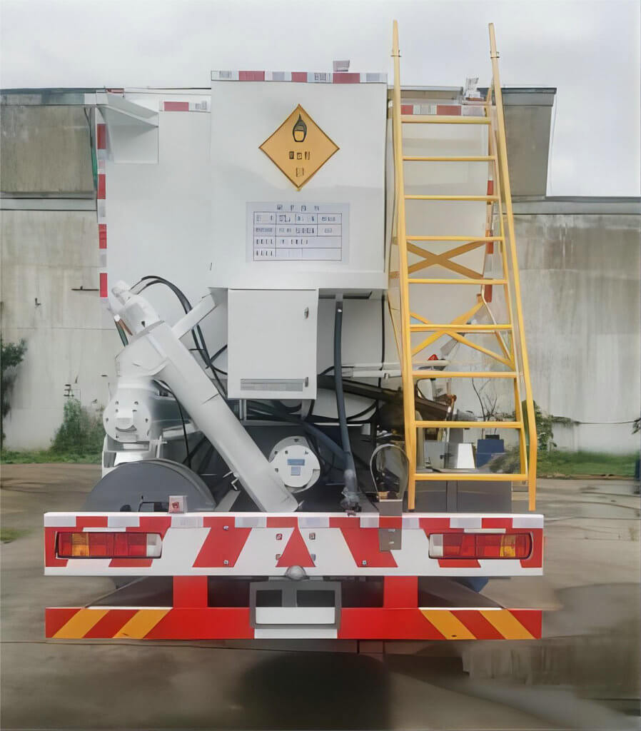 Heavy ANFO Explosive Trucks Emulsion Pumper (3)