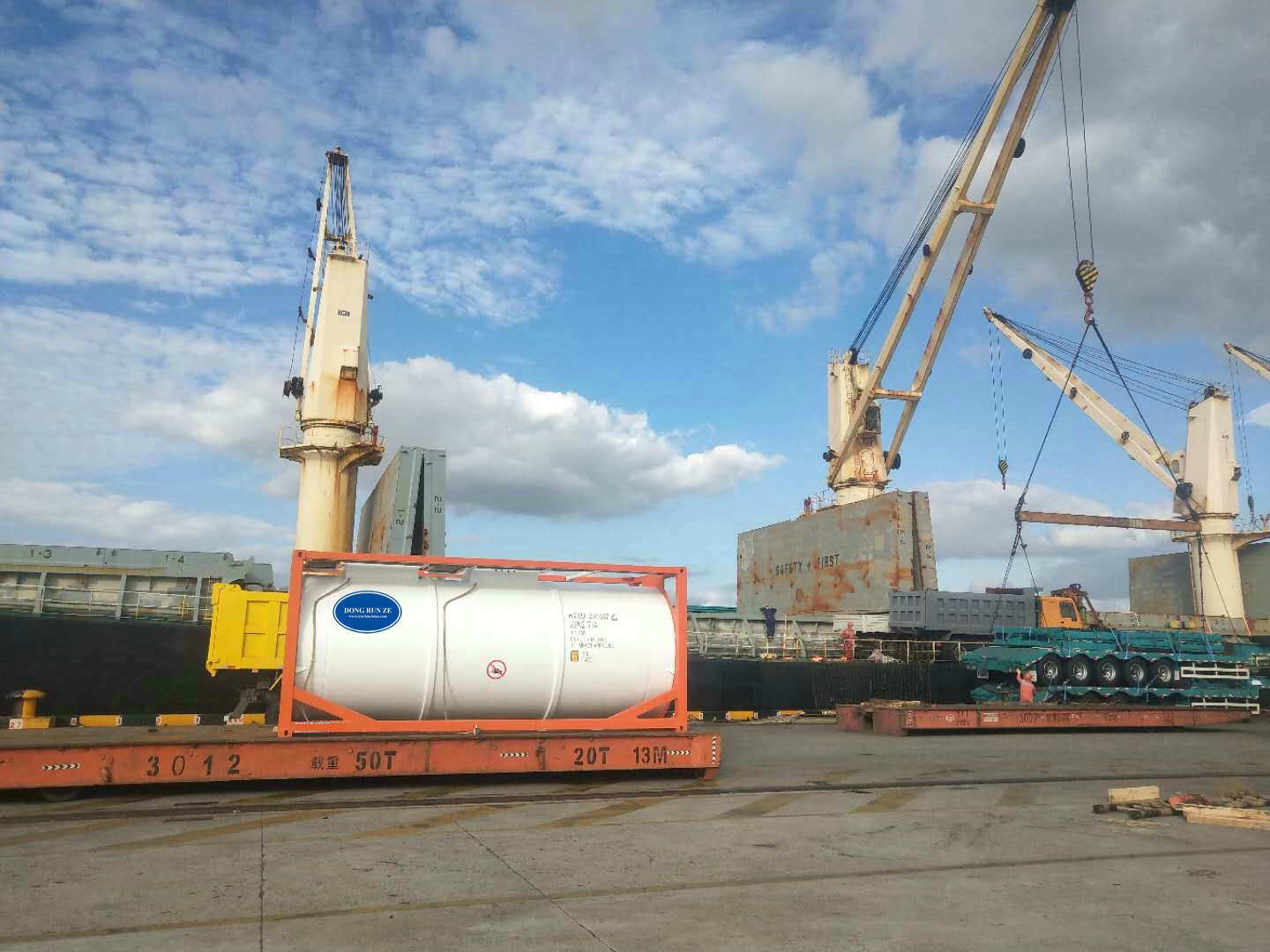 T14 Offshore Acid Isotank Lined tank Container (8)