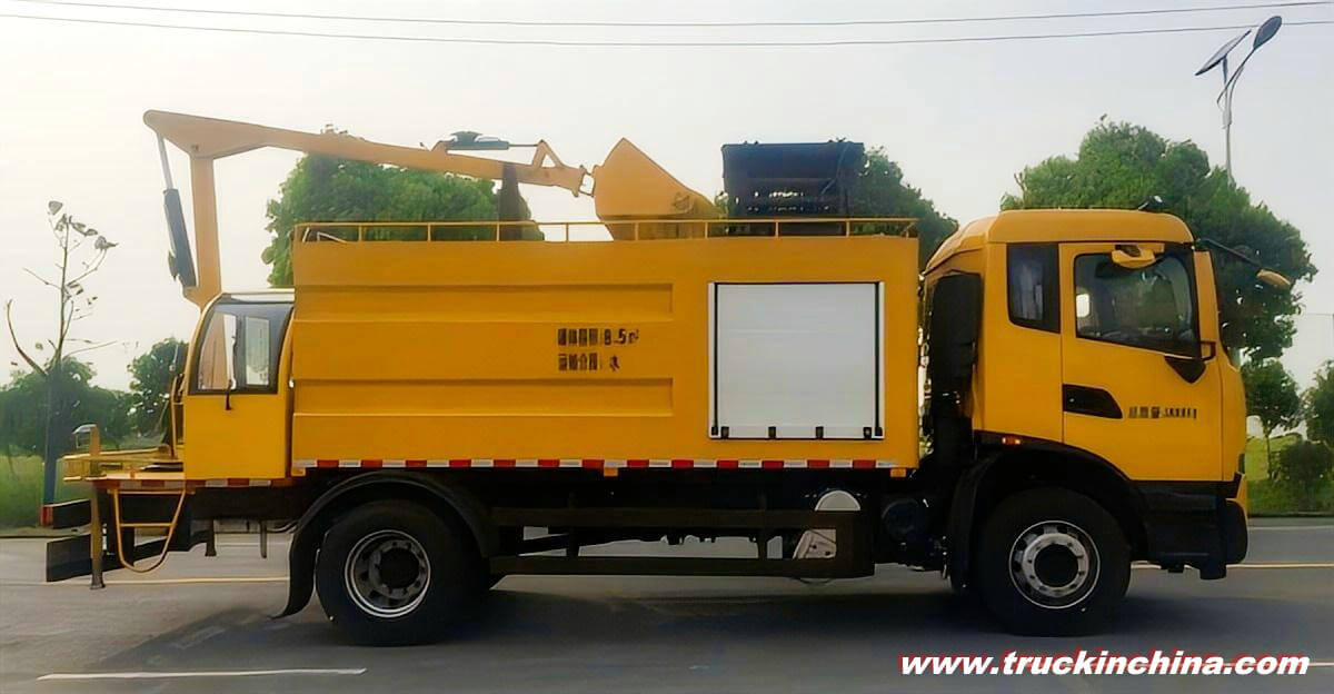 Dongfeng Guardrail Tunnel wall cleaner truck (6)_1