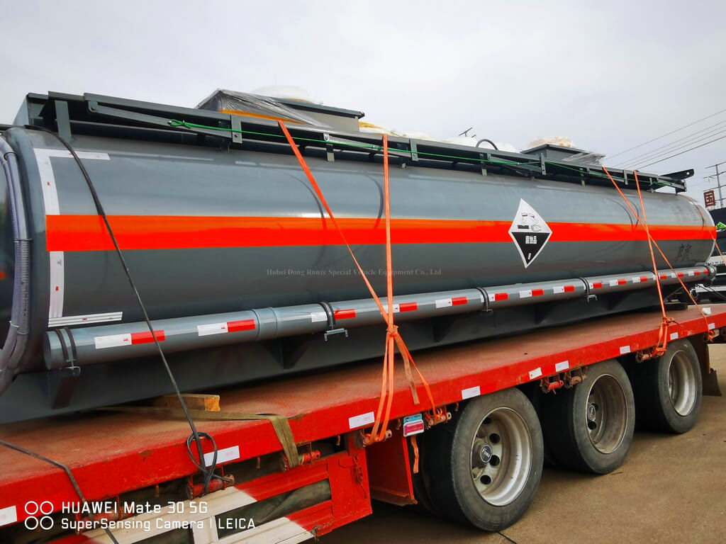 Lined PE tank 15cbm Hydrochloric acid lorry tanker (92)