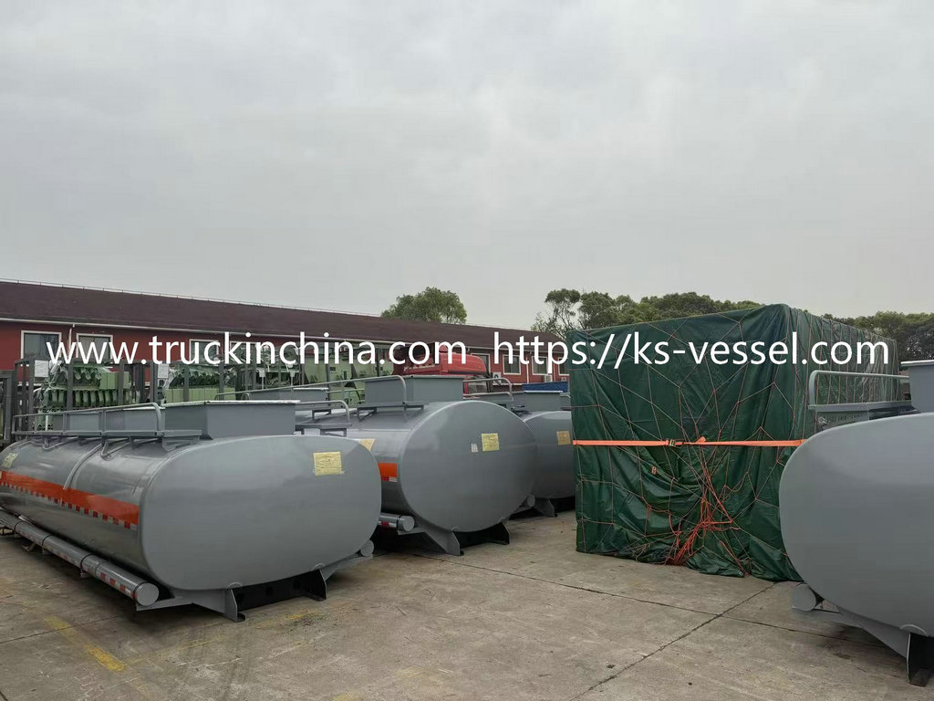 Steel Lined PE Plastic ISO Tank for Hydrochloric Acid (255)