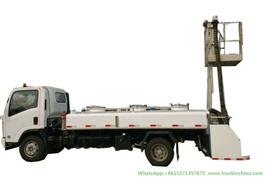 Isuzu Lavatory Service Truck Clean Water Tank 1400L Sewage Tank 2360L (Aircraft Sewage Tanker With Vacuum Pump Electric Diesel Vehicle)