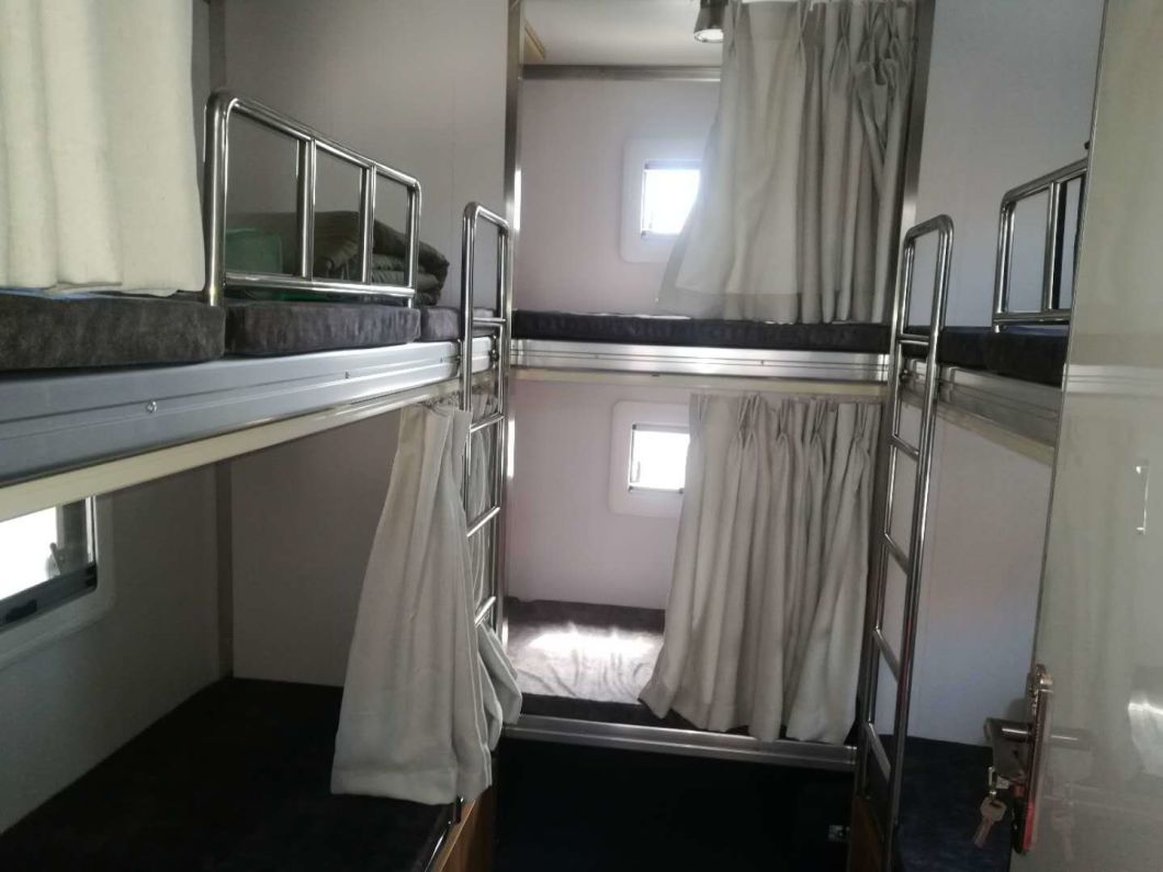 Ftr Camp Truck Vehicle Isuzu for 24 People Outdoor Mobile Camping Customizing