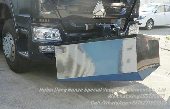 Sinotruck HOWO Anti Riot Water Cannon Vehicle Customizing 6X6 /6X4