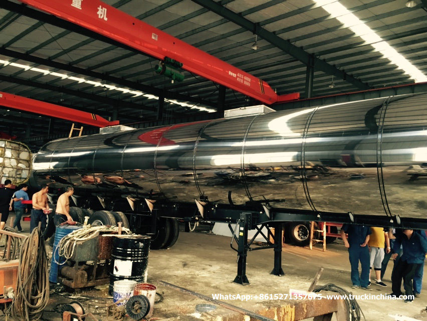Isolated Tanker Trailer for Carrying Asphalt in Hot Emulsion Molten Sulfur (3 BPW Axles)