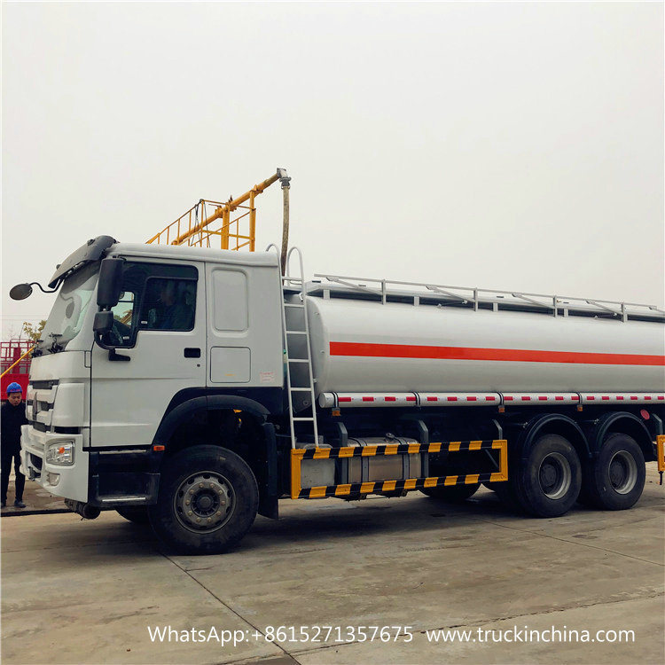 Shacman Fuel Tanker Trucks 15000L F2000 with Oil Bowser Pump and Refueling Reel Fuel Dispenser