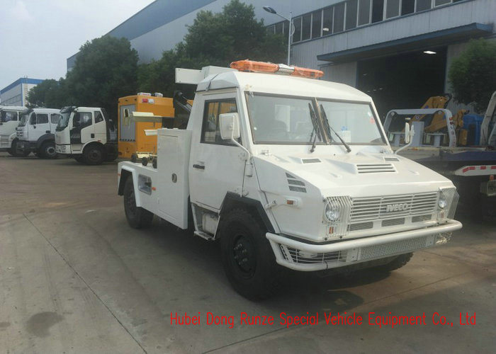 Iveco. Genlyon Recovery Trucks Heavy Duty Wrecker 50tons with Remote Control Rotatory Crane Wrecker for Towing Truck