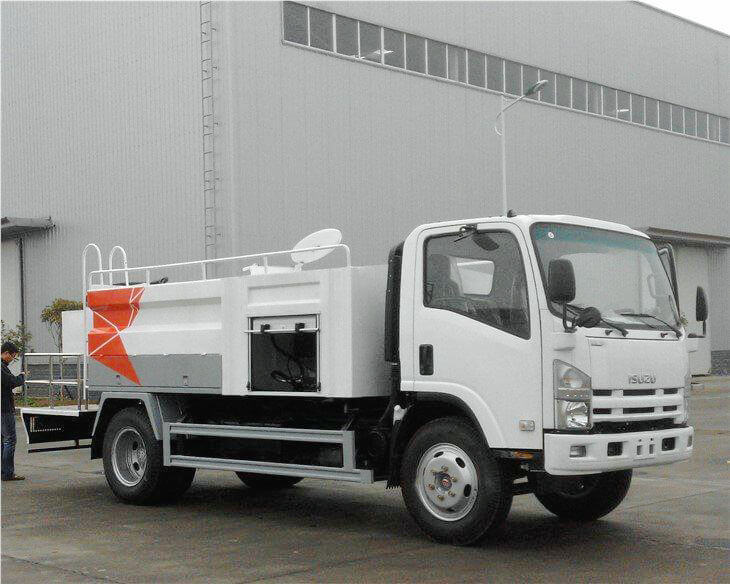 ISUZU High pressure Sewer Jetting Truck 4CBM