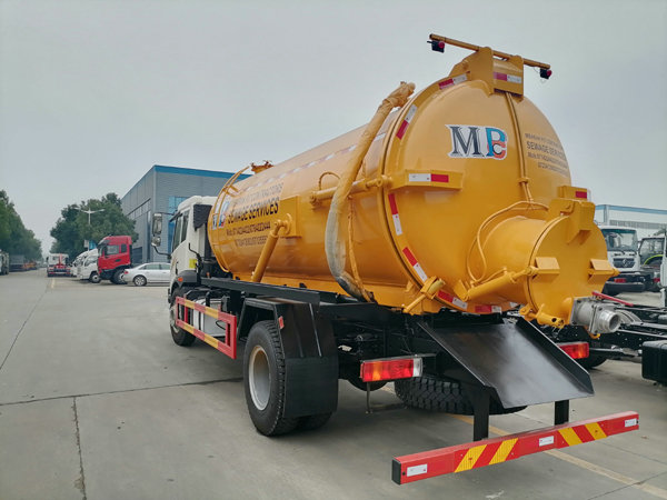 FAW 10m3 Vacuum Sewage Suction tanker Truck (5)