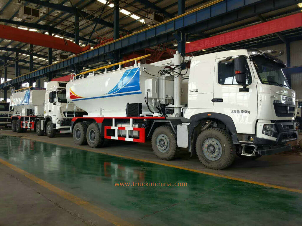 explosive on-site mixing truck (90)