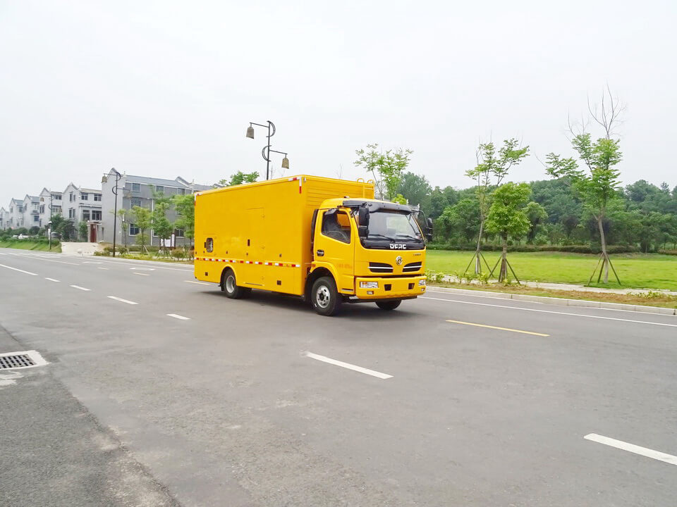 Dongfeng DFAC Captain Dollicar 100-150kw Electric Power Supply Truck