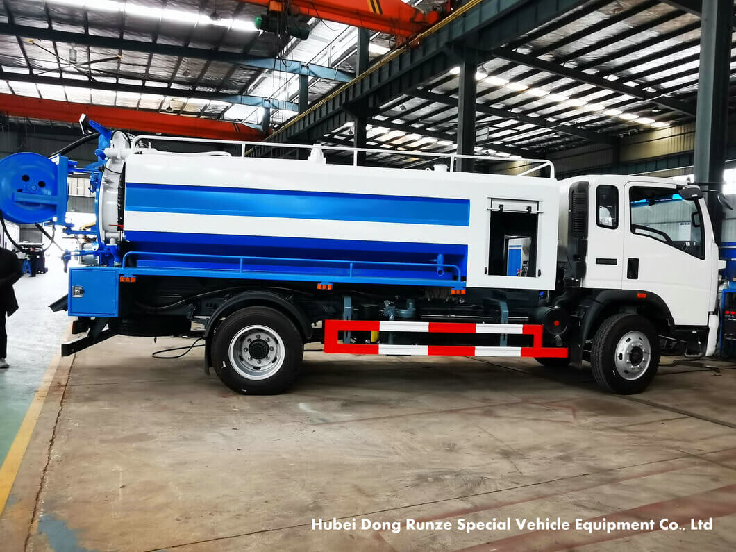 HOWO Vacuum sewer jetting Tanker trucks_0004