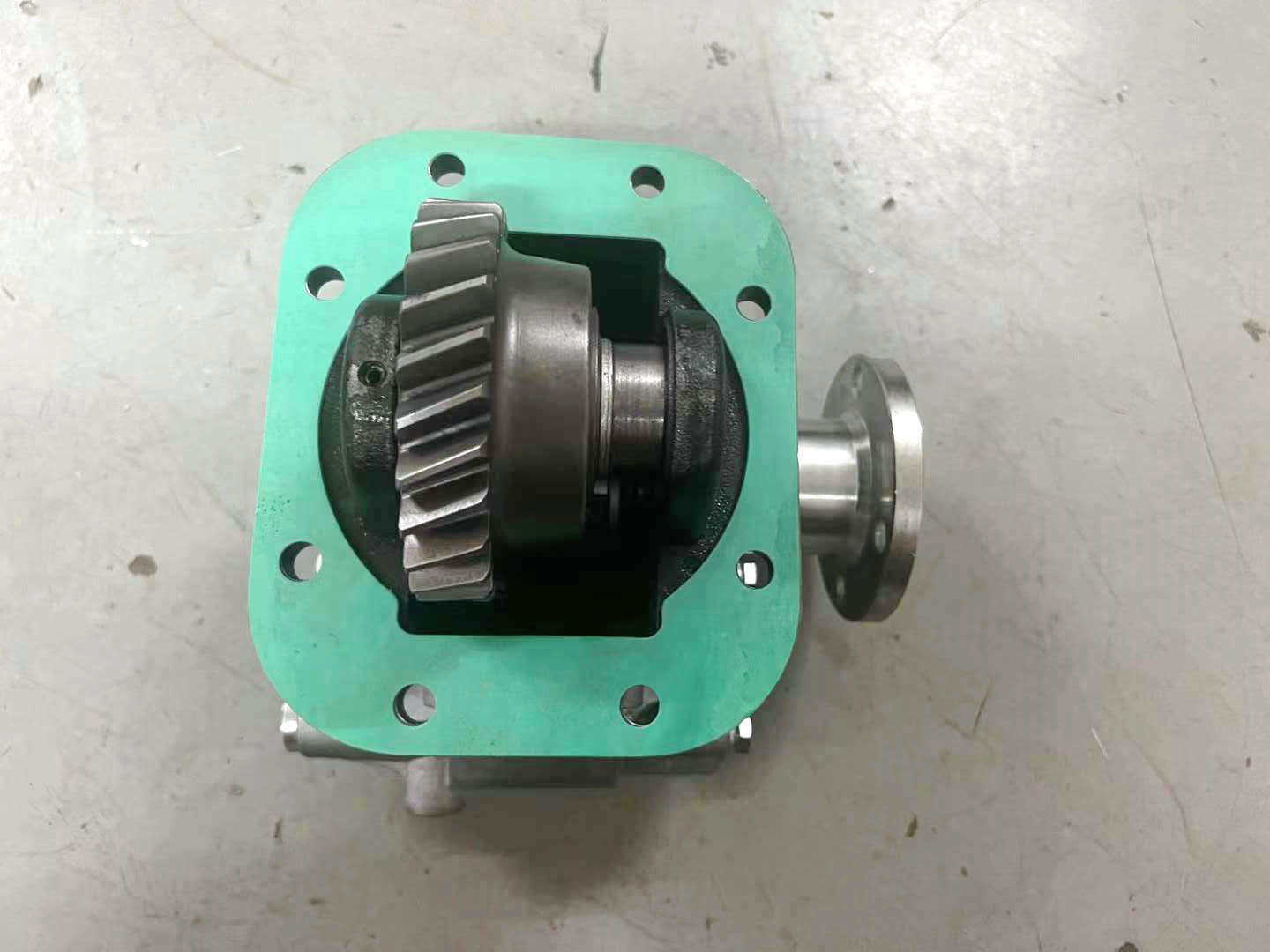 PTO 6T55B Power-take-offs (PTOs) (3)