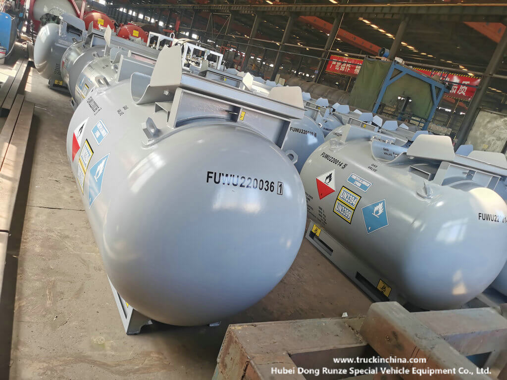 US DOT UN Portable Tank T21 (2)
