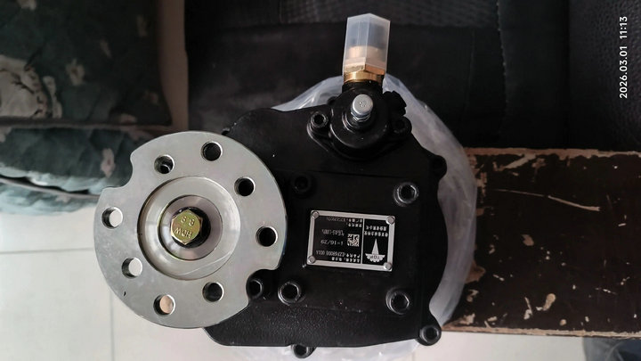 EZF680DB 001A TOP GEAR PTO Power Take-off (6)