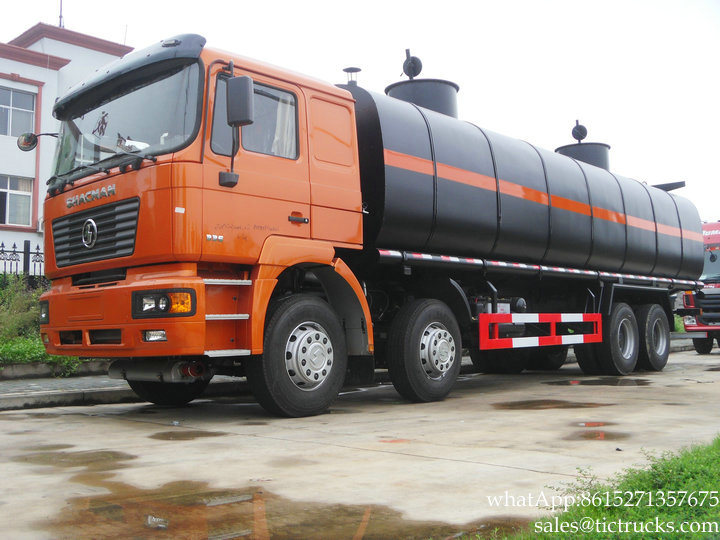 FAW Road Tanker Truck with Insulation Layer for Heat Bitumen, Liquid Asphalt, Coal Tar Oil, Crude Oil Transport 26, 000L-30, 000liters 12wheels