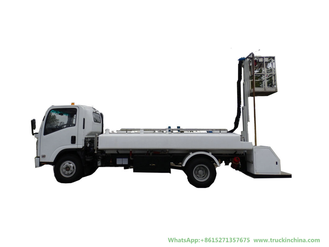 Isuzu Lavatory Service Truck Clean Water Tank 1400L Sewage Tank 2360L (Aircraft Sewage Tanker With Vacuum Pump Electric Diesel Vehicle)