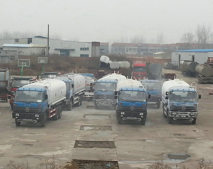 10 Wheels Insulated Water Bowser Tanker Truck 5000USG-6000USG (Customize for Drinking Water Stainless Steel, Alumilium Alloy LHD RHD Offorad)