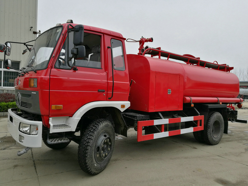 Dongfeng Sprinkler Water Bowser Truck with Fire Pump 4X2 LHD /Rhd
