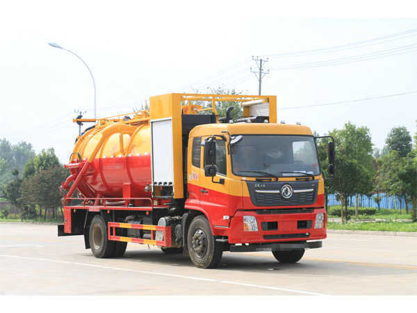 Dongfeng KR Sewage Suction Vacuum Jetting Truck 15000 Liter (1)