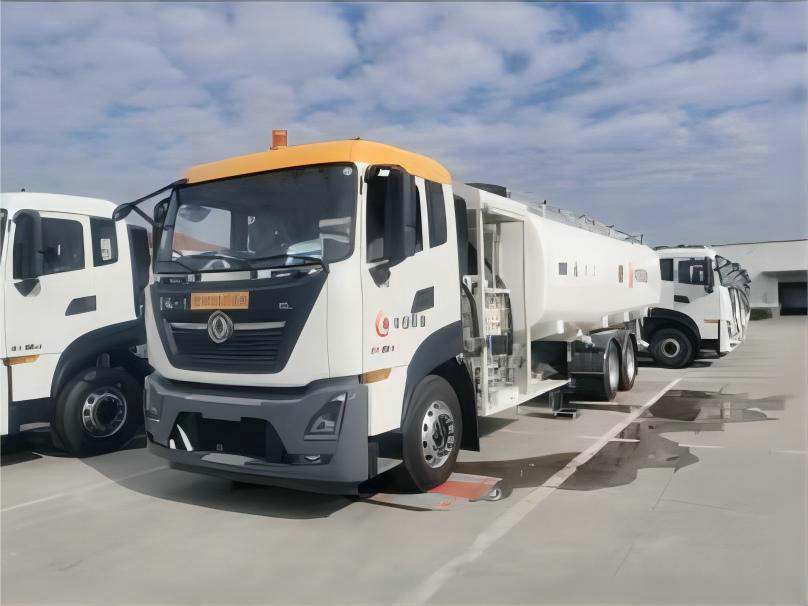 Dongfeng Aircraft Refueler Trucks 30KL (16)