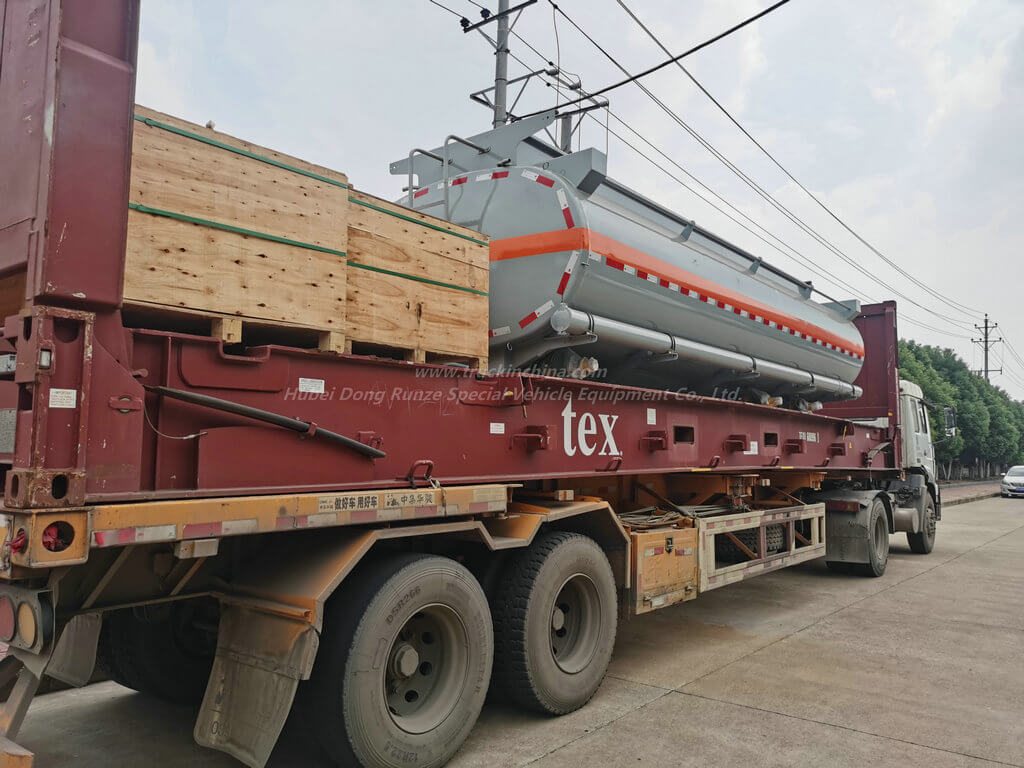 Steel lined PE tank HCl Tankers (78)