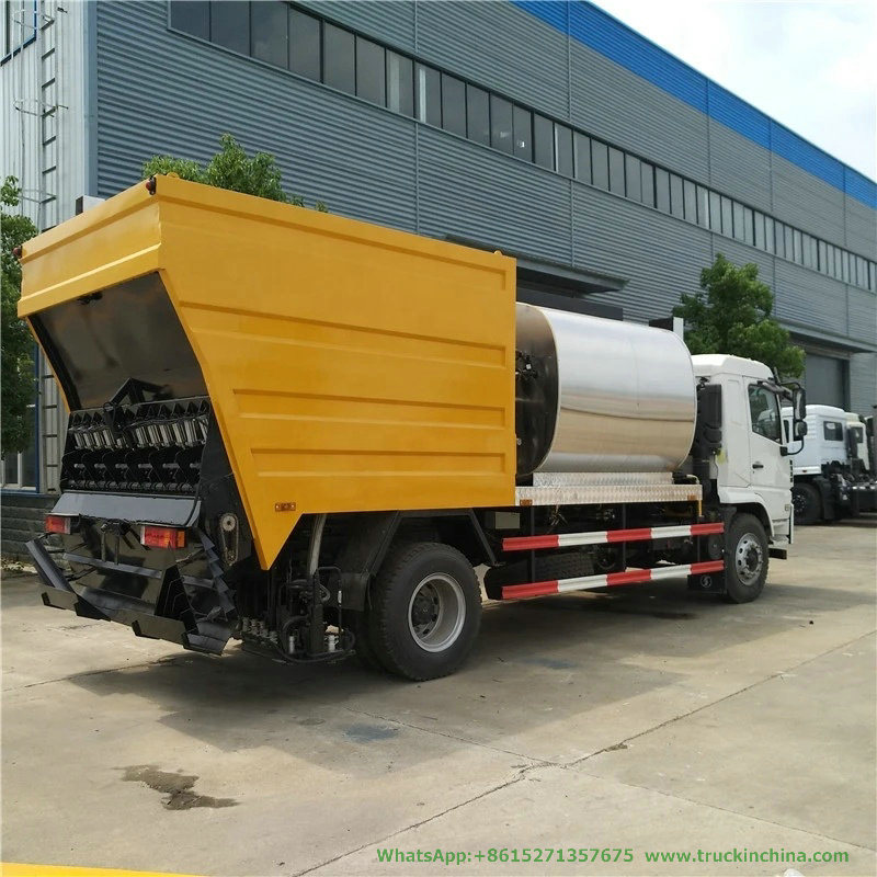 Dongfeng Synchronous Asphalt Gravel Chip Sealer Truck, 6m3 Road Asphalt Concrete Spreader Truck