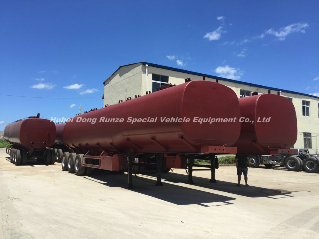 Tri Axles Trailer Tanker with Insulation Layer for Heat Bitumen, Liquid Asphalt, Coal Tar Oil, Crude Oil Transport Tank Capacity 30, 000L-45, 000liters 12wheels