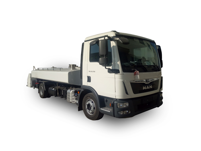 Aircraft Lavatory and Water Trucks (Industrial Man Lifts Water Tank Volume 3000L -5000L)