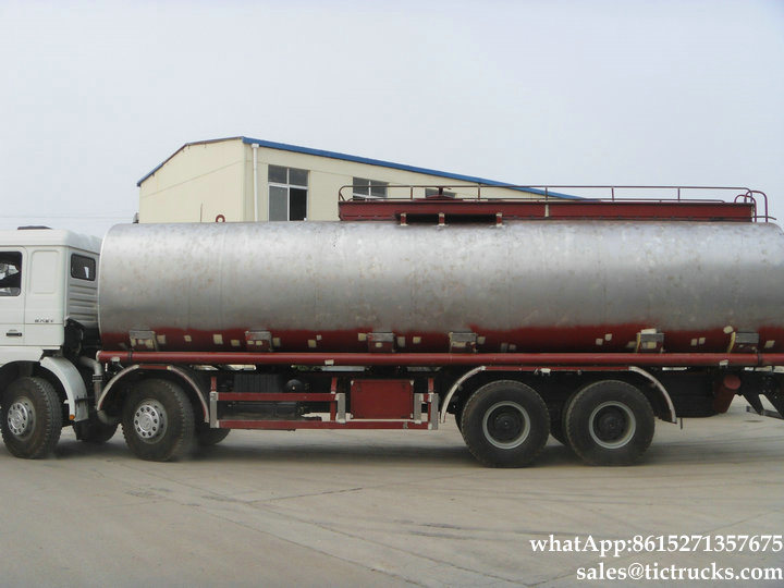 FAW Road Tanker Truck with Insulation Layer for Heat Bitumen, Liquid Asphalt, Coal Tar Oil, Crude Oil Transport 26, 000L-30, 000liters 12wheels