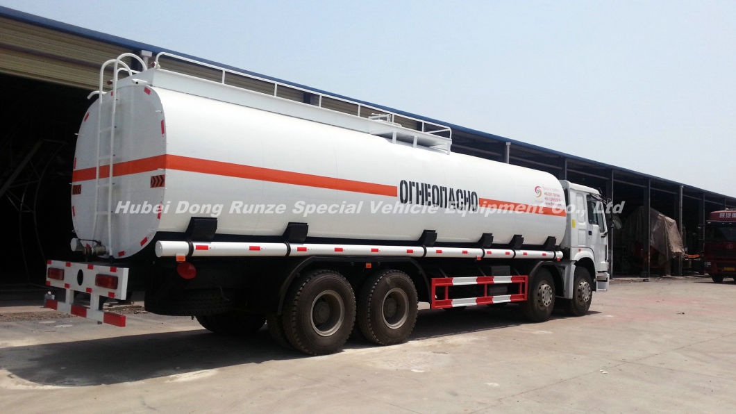 FAW Road Tanker Truck with Insulation Layer for Heat Bitumen, Liquid Asphalt, Coal Tar Oil, Crude Oil Transport 26, 000L-30, 000liters 12wheels